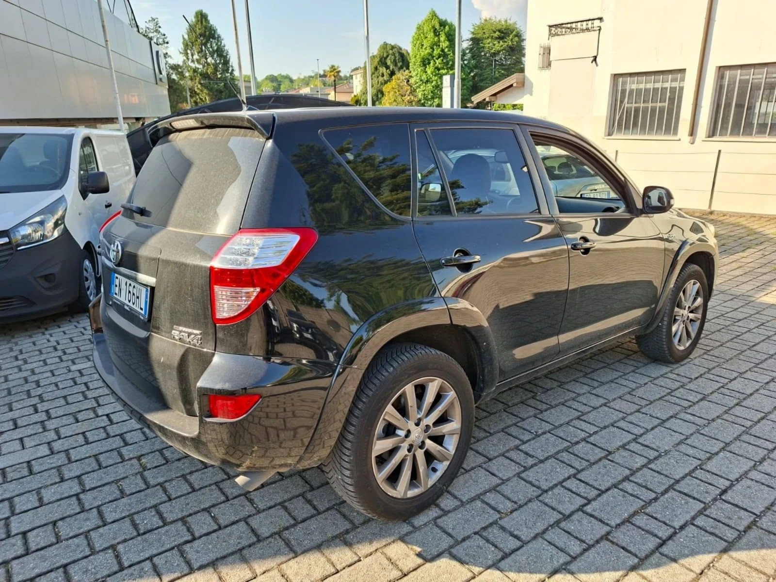 Toyota Rav4 ОЧАКВАН ВНОС/101000 КМ/НЕРАЗЛИЧИМА ОТ НОВА, снимка 5 - Автомобили и джипове - 54905080