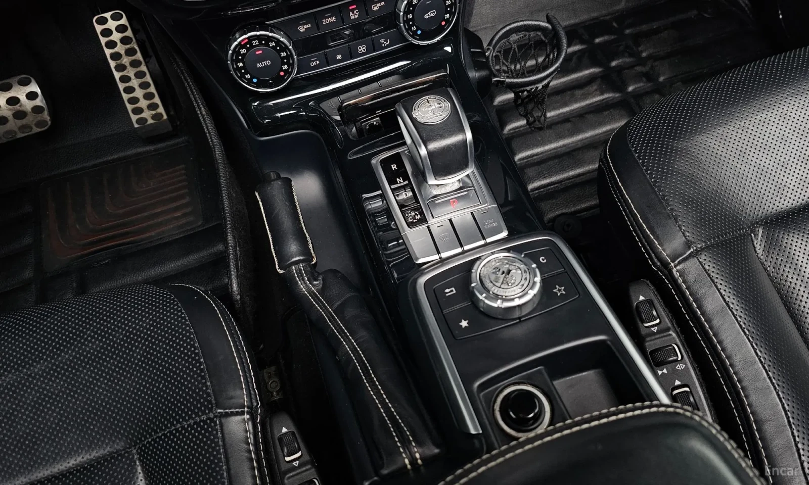 Mercedes-Benz G 63 AMG AMG FULL EXTRA 90 000km!!!, снимка 9 - Автомобили и джипове - 54912658