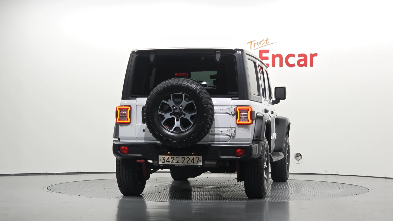 Jeep Wrangler 2.0 BLIND SPOT КРАЙНА ЦЕНА* encareu.com, снимка 4 - Автомобили и джипове - 55594958
