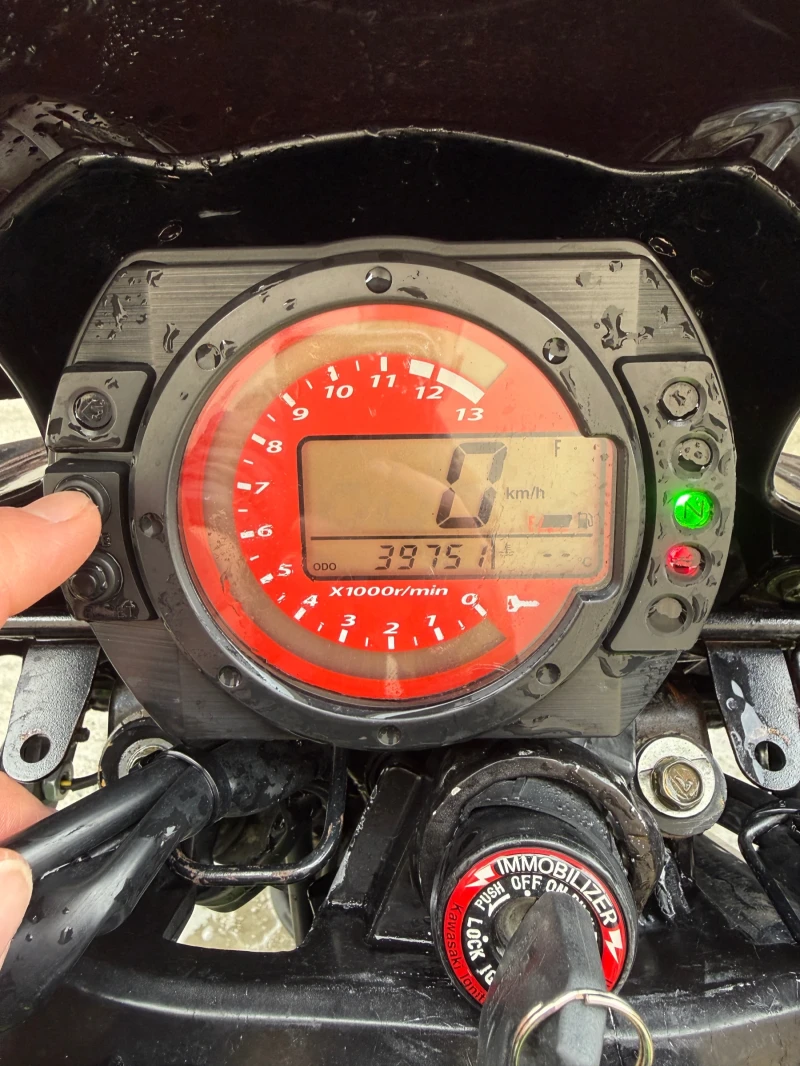 Kawasaki Z 750, снимка 8 - Мотоциклети и мототехника - 53401789