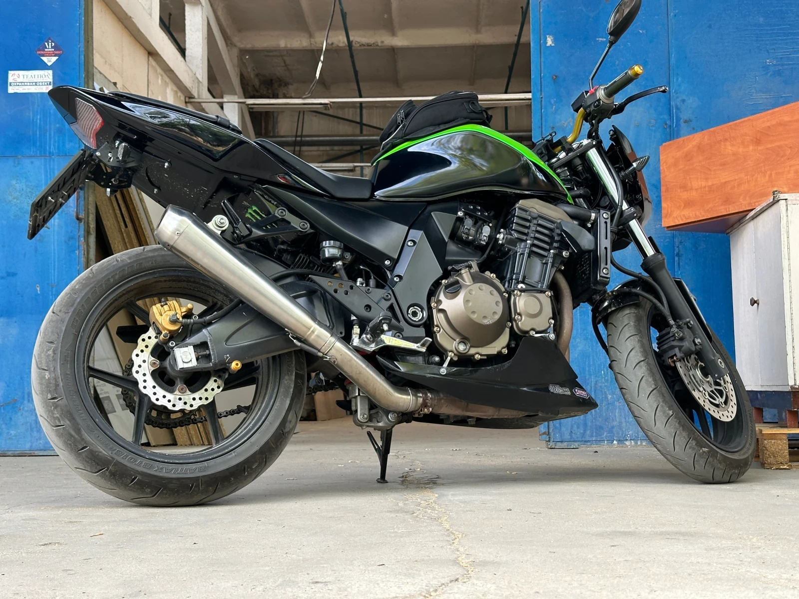 Kawasaki Z 750, снимка 8 - Мотоциклети и мототехника - 53401789