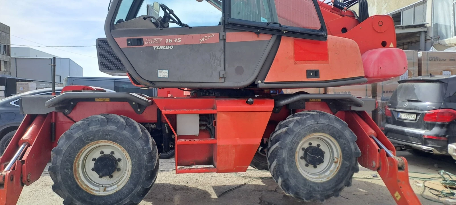 Челен товарач Manitou MRT1635 - изображение 2