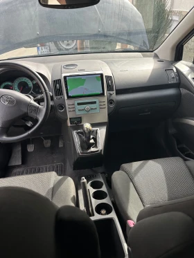 Toyota Corolla verso, снимка 10