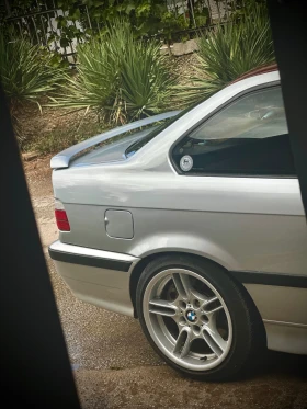 BMW 320 - 15000 лв. / 7669.38 € - 94447760 3