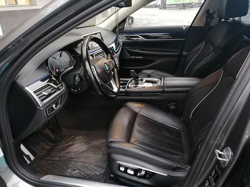 BMW 730 d X-drive, снимка 8 - Автомобили и джипове - 44976154