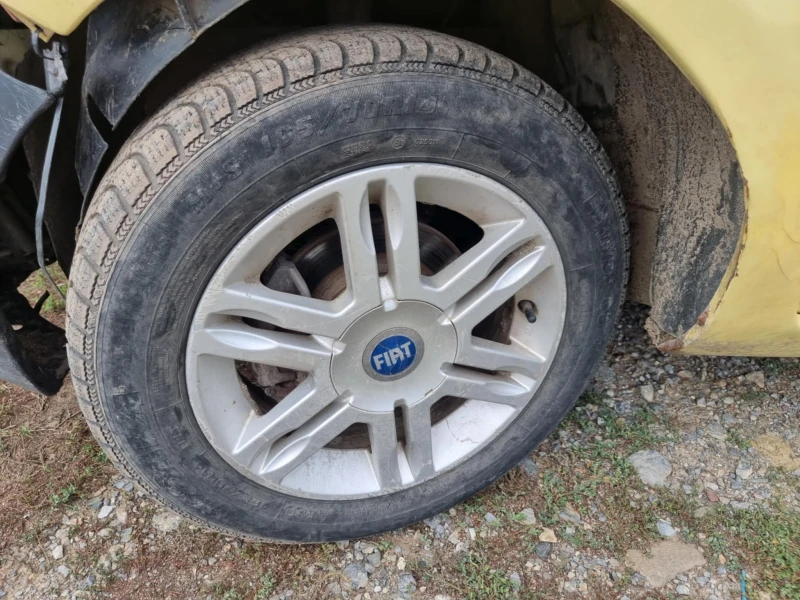 Fiat Panda 1.3 Mjet 4x4/1.1 Газ, снимка 4 - Автомобили и джипове - 51899587