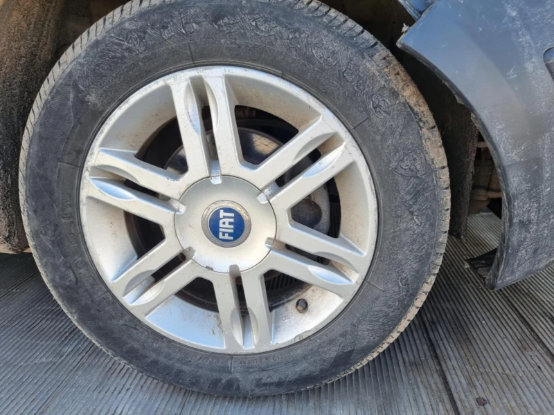 Fiat Panda 1.3 Mjet 4x4/1.1 Газ, снимка 14 - Автомобили и джипове - 51899587