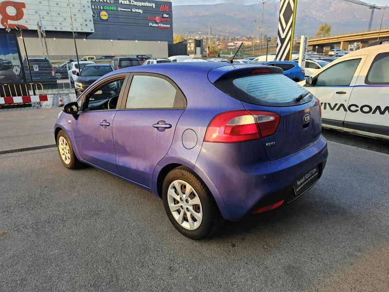 Kia Rio 1.2, снимка 4 - Автомобили и джипове - 47757089