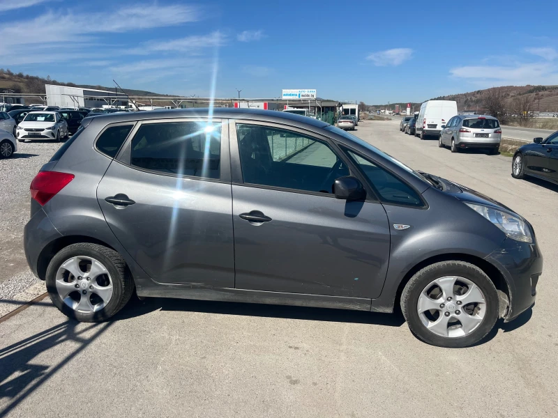 Kia Venga 1.4, снимка 3 - Автомобили и джипове - 49415797