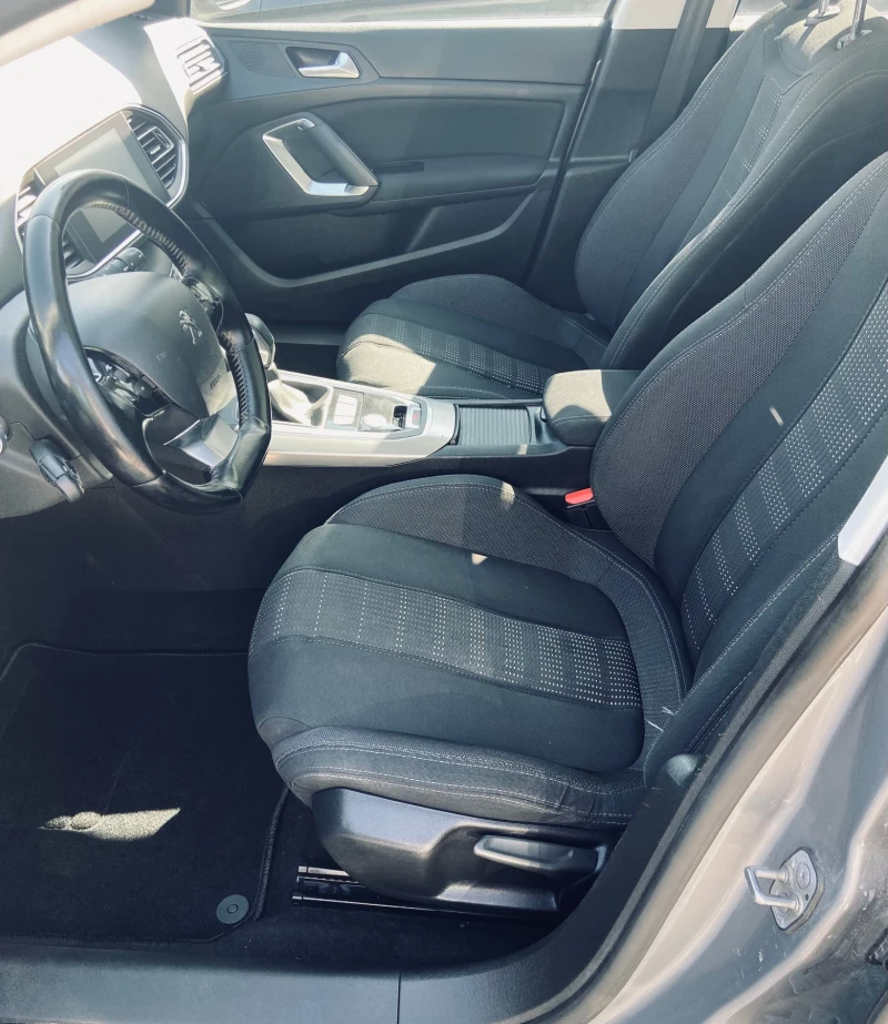 Peugeot 308 2.0hdi Key-less Auto , снимка 4 - Автомобили и джипове - 52824526
