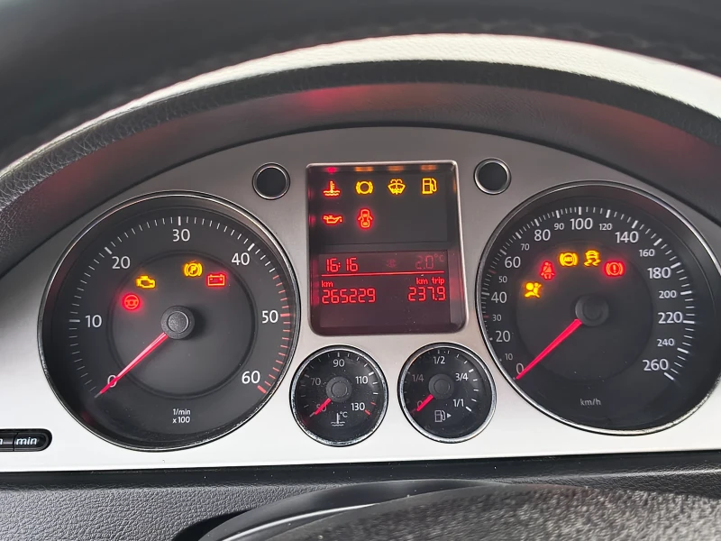 VW Passat 4?4, снимка 8 - Автомобили и джипове - 53419372