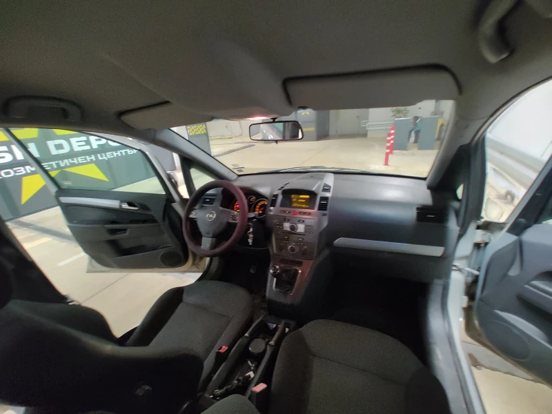 Opel Zafira Метан, снимка 10 - Автомобили и джипове - 53576746