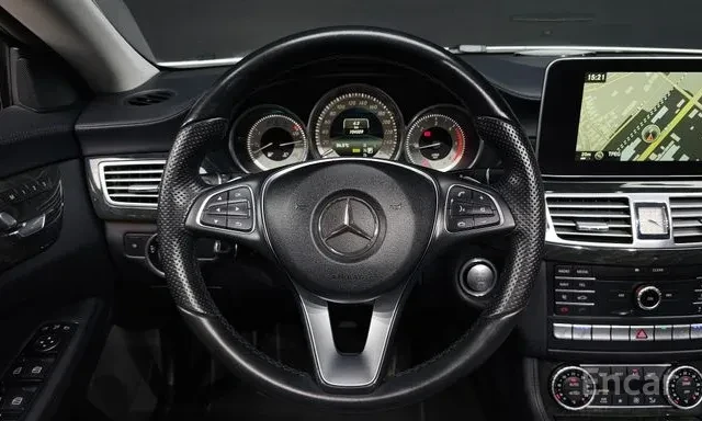 Mercedes-Benz CLS 350 D 4Matic Обдухване 360 Камера Шибидах , снимка 6 - Автомобили и джипове - 55805386