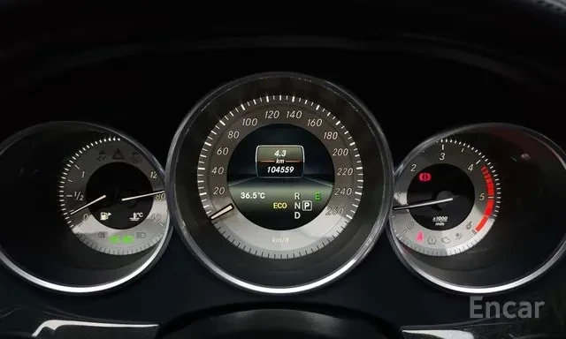 Mercedes-Benz CLS 350 D 4Matic Обдухване 360 Камера Шибидах , снимка 7 - Автомобили и джипове - 55805386