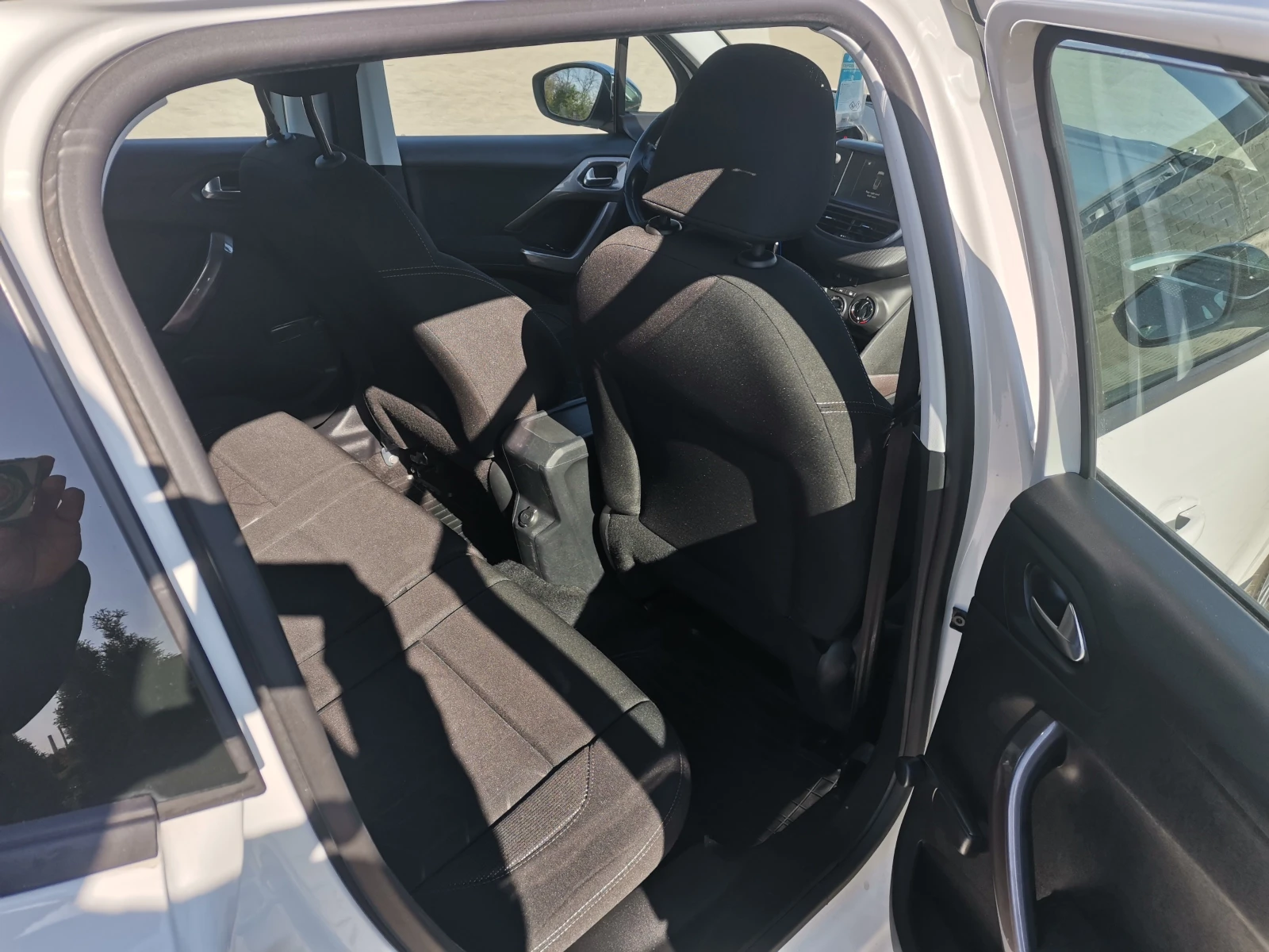 Peugeot 2008 1.6HDI 92KC  - изображение 9