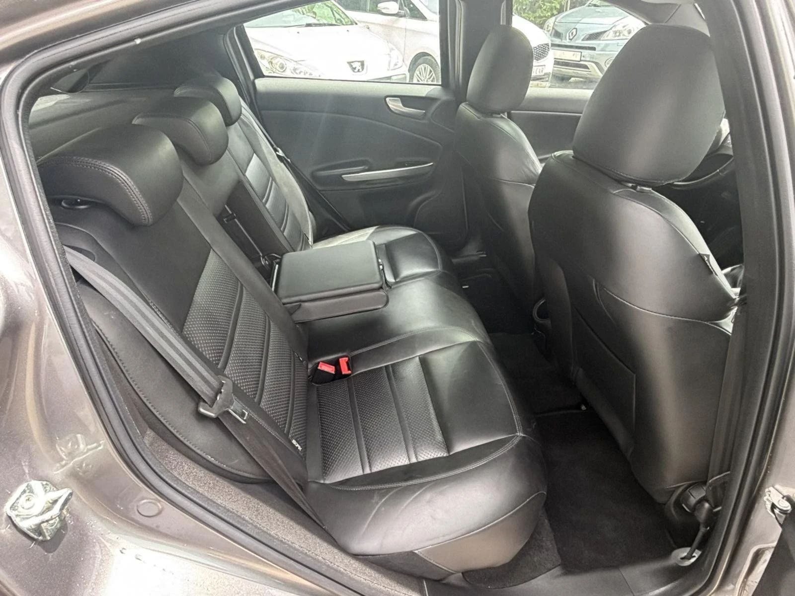 Alfa Romeo Giulietta 2.0 JTD M2 - изображение 8