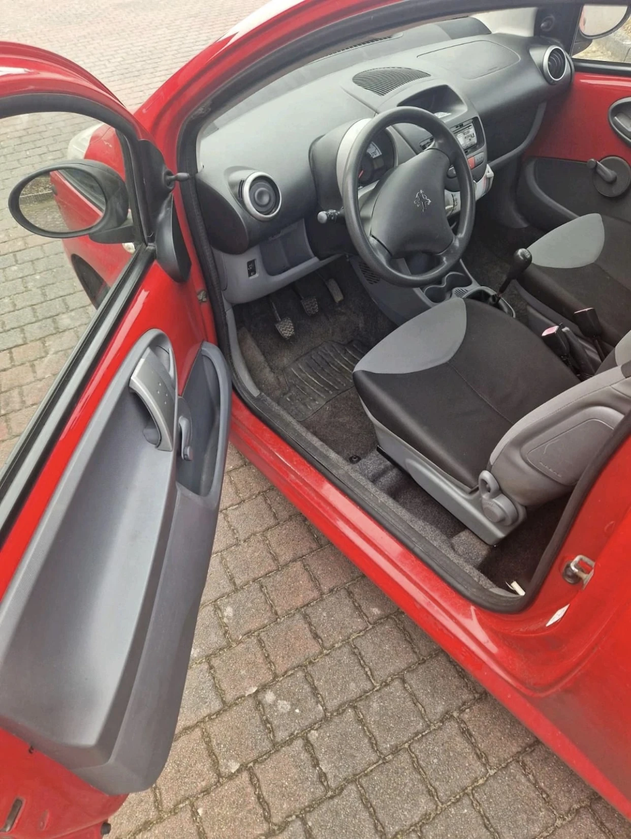 Peugeot 107  - изображение 6