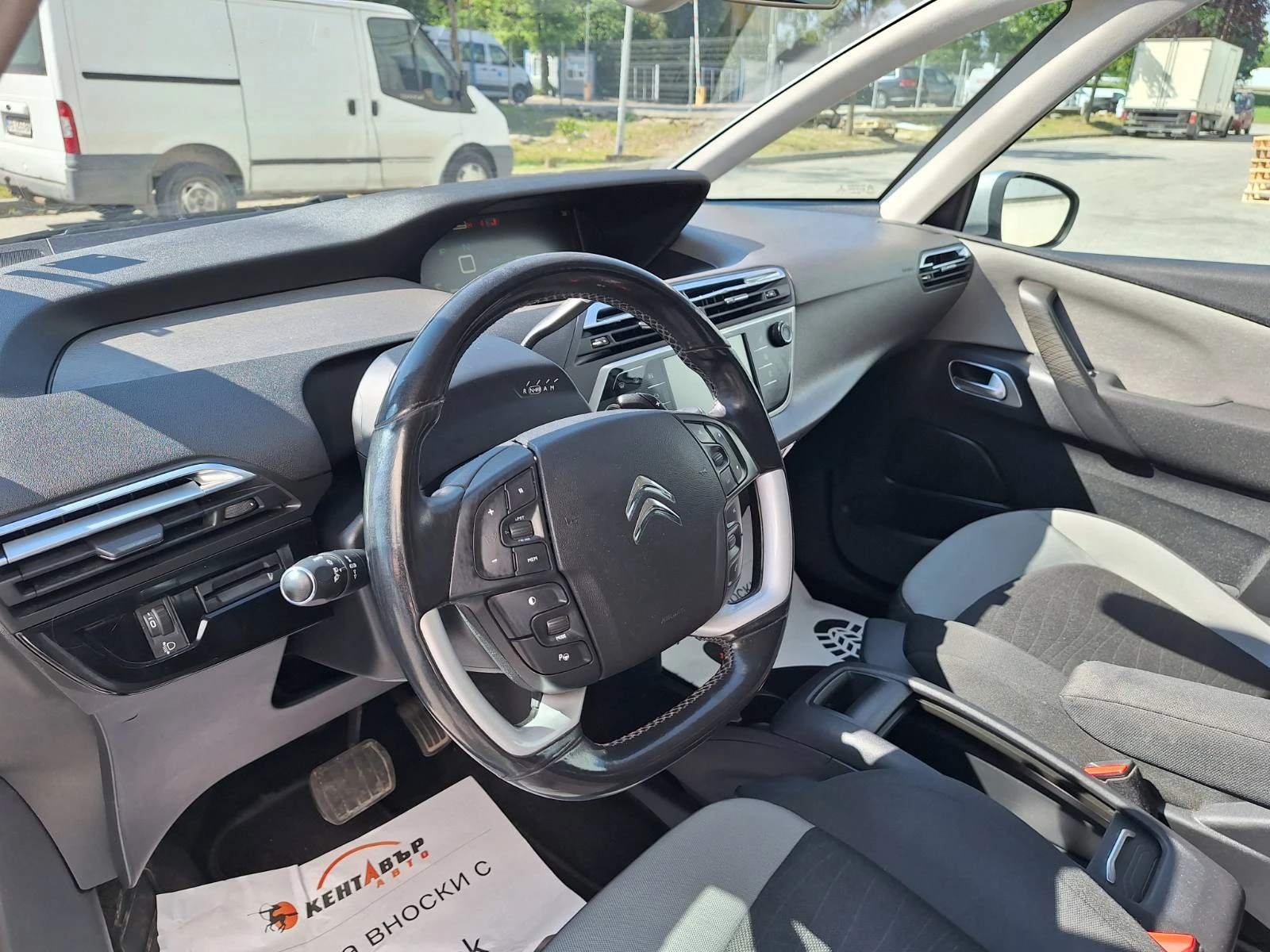 Citroen C4 Picasso 1.6d 116 к.с. - изображение 9