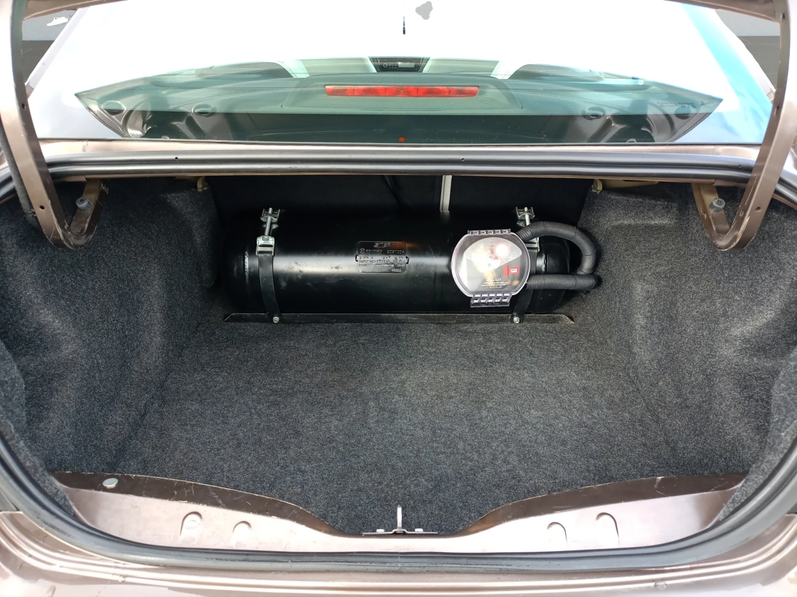 Peugeot 301 ACTIVE 1, 6 VTi 115 BVM5 LPG/газова уредба/ - изображение 9
