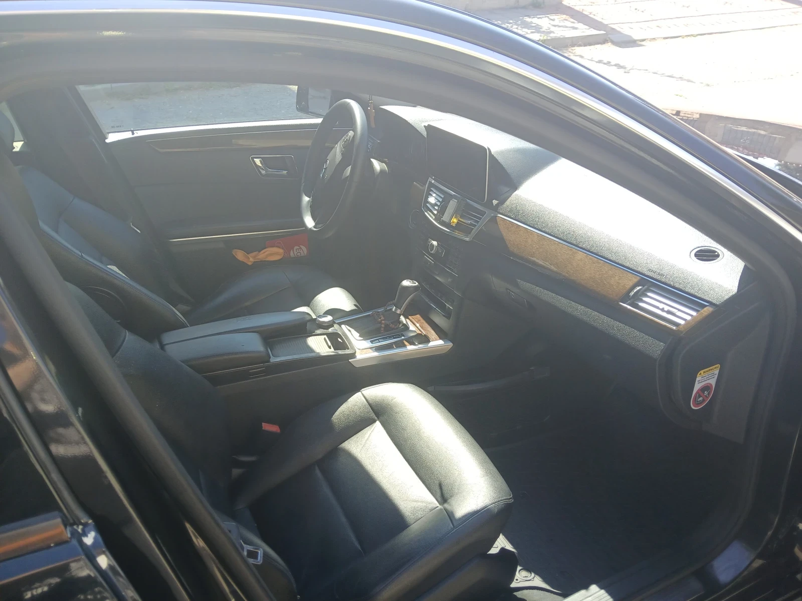 Mercedes-Benz E 220  - изображение 5