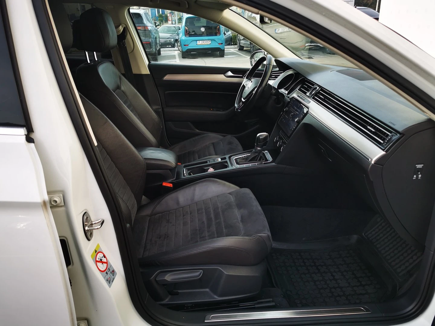 VW Passat 2.0 TDI BMT DSG Highline - изображение 6