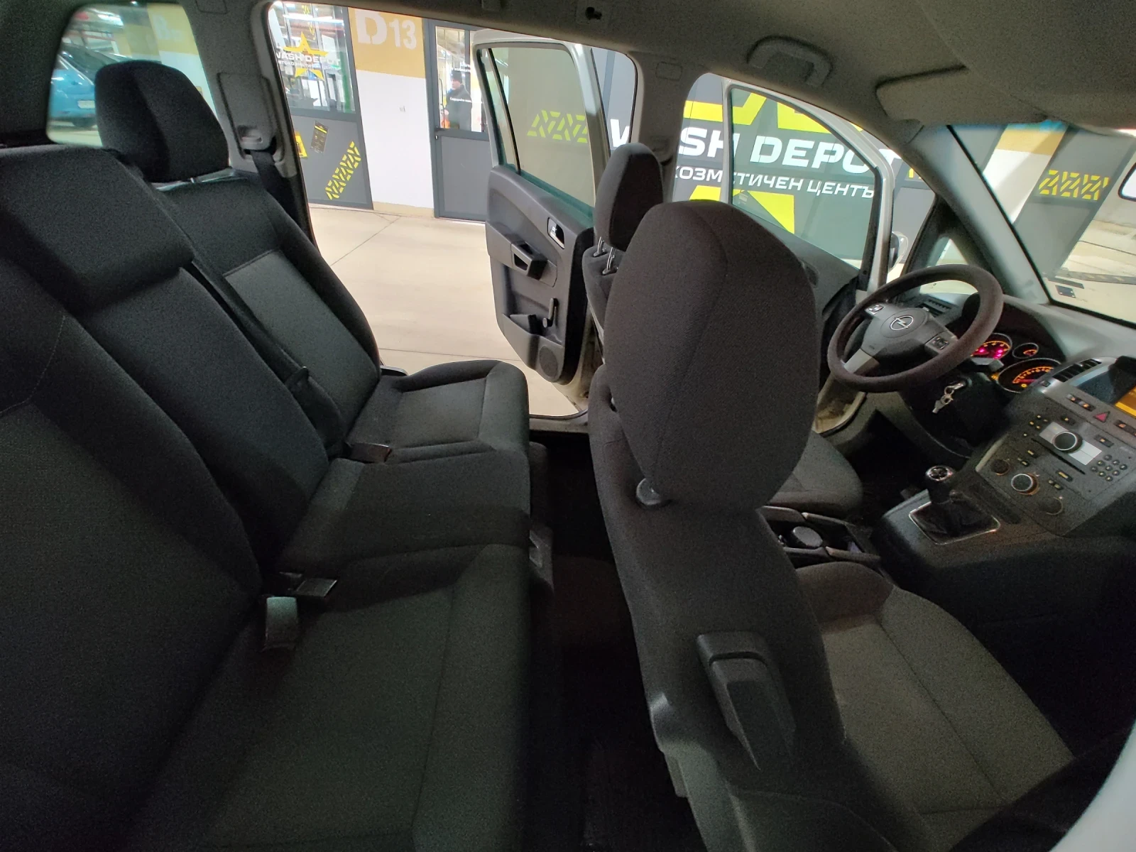 Opel Zafira Метан, снимка 9 - Автомобили и джипове - 53775232