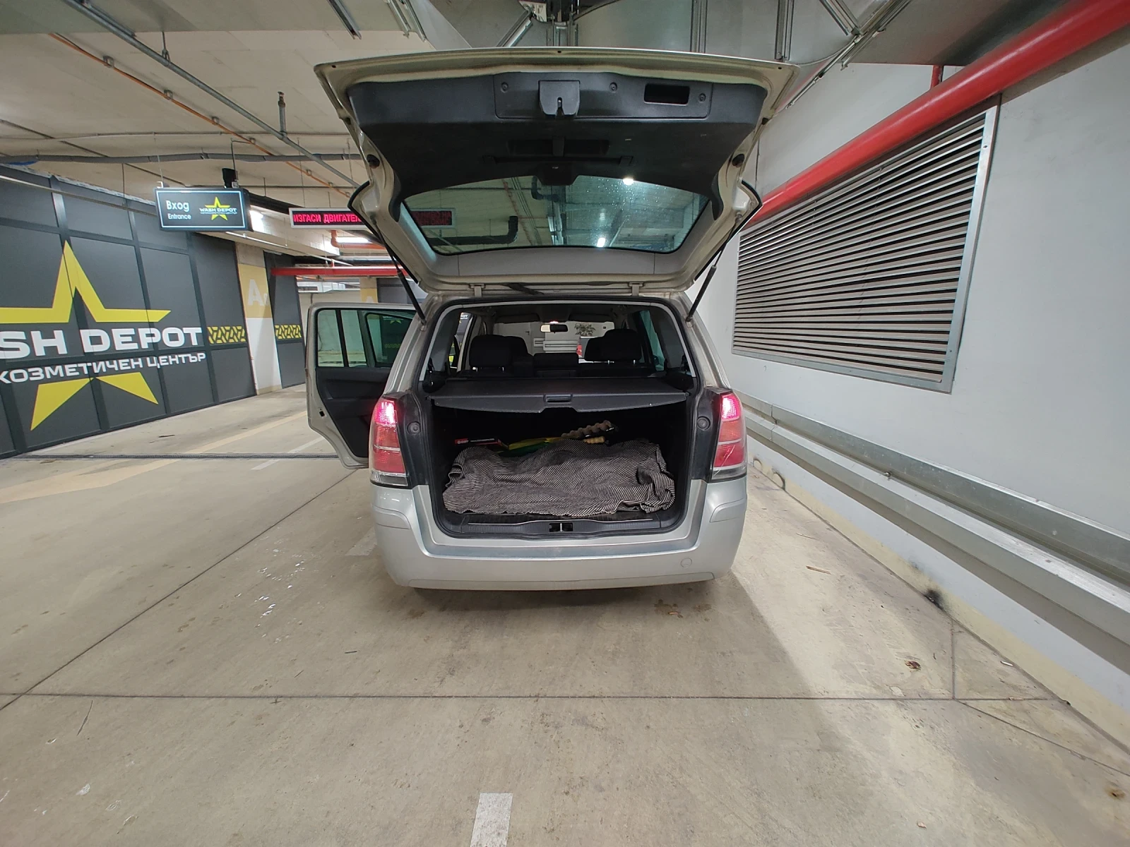 Opel Zafira Метан, снимка 8 - Автомобили и джипове - 53775232