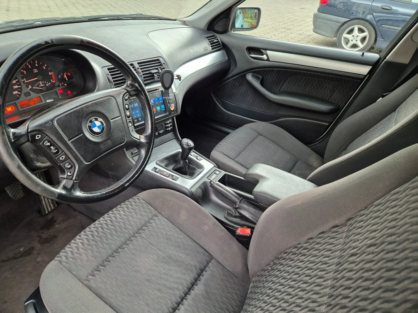 BMW 318 Е46 - изображение 5