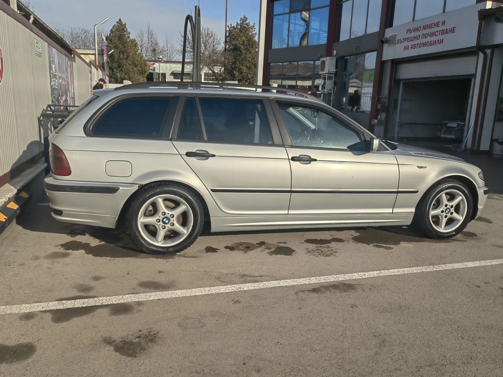 BMW 320 Комби, снимка 4 - Автомобили и джипове - 53827493