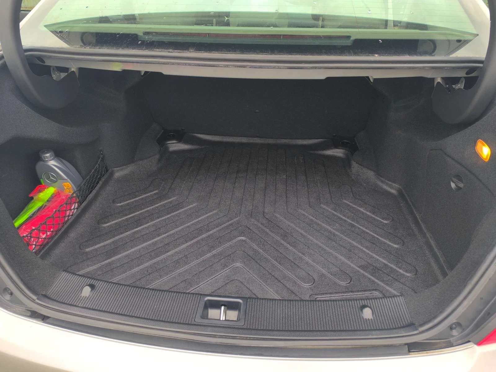 Mercedes-Benz C 220 Avantgarde MОТОР 646, снимка 16 - Автомобили и джипове - 53964168