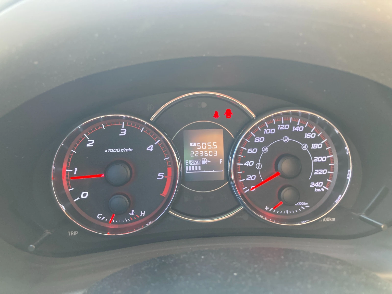 Subaru Forester, снимка 14 - Автомобили и джипове - 54004260