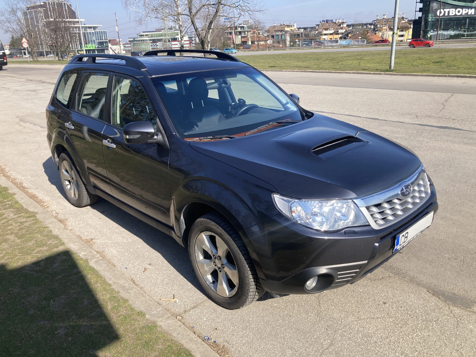 Subaru Forester, снимка 4 - Автомобили и джипове - 54004260