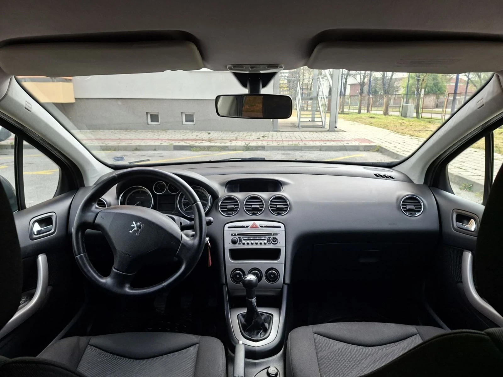 Peugeot 308 1.6  HDI 92 к.с, снимка 12 - Автомобили и джипове - 54179230