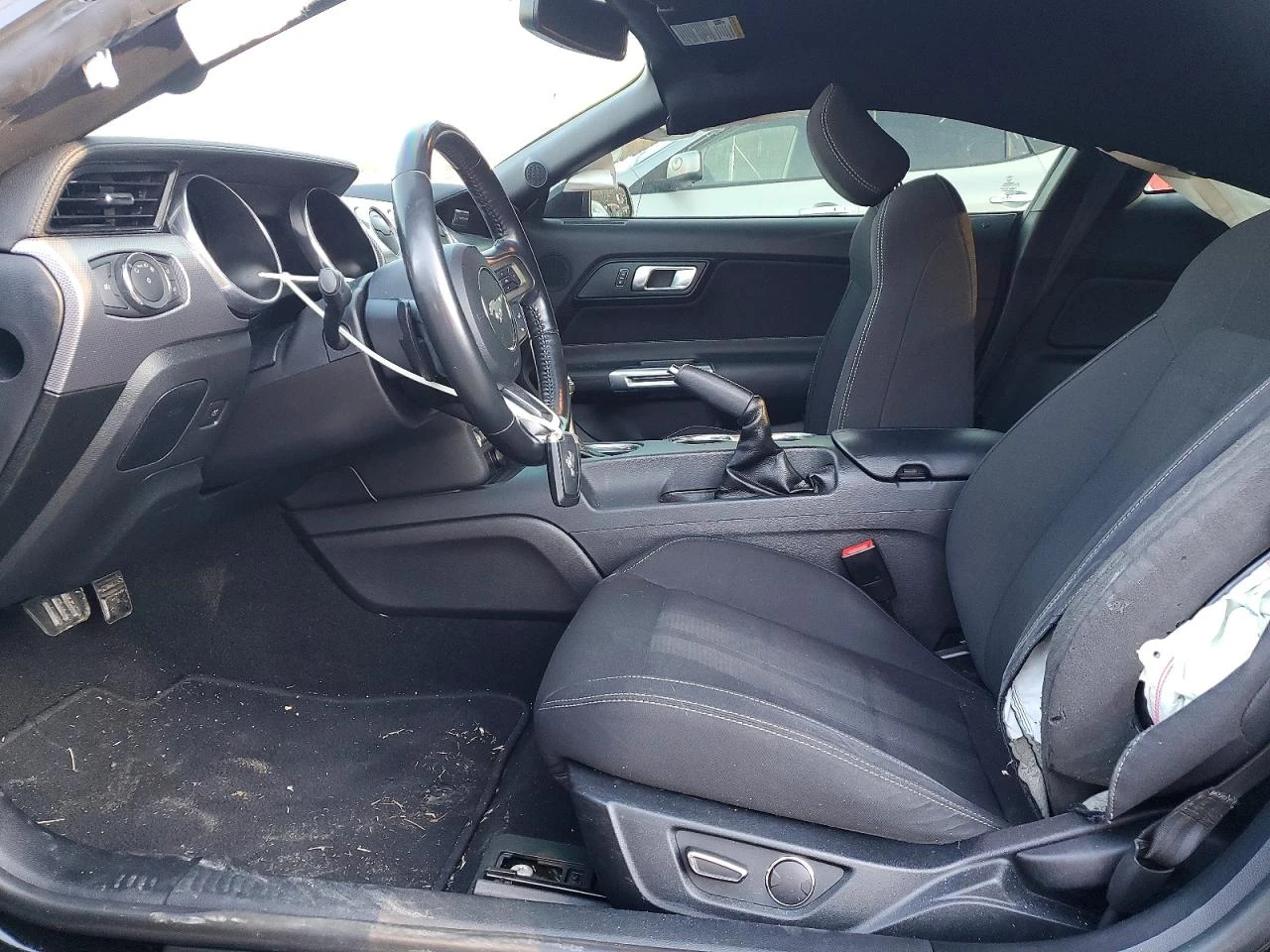 Ford Mustang GT Fastback, снимка 7 - Автомобили и джипове - 54247887