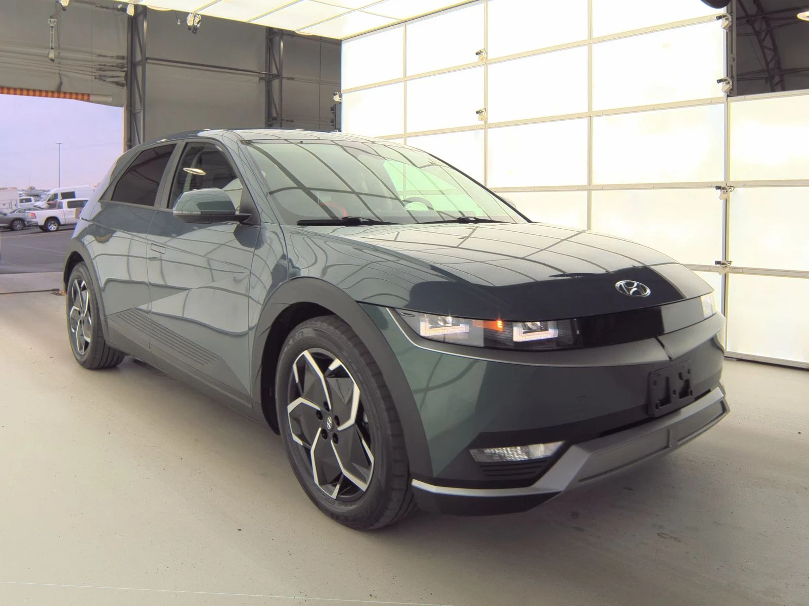 Hyundai Ioniq 5 SE AWD Неудряна | Цена с всичко до България