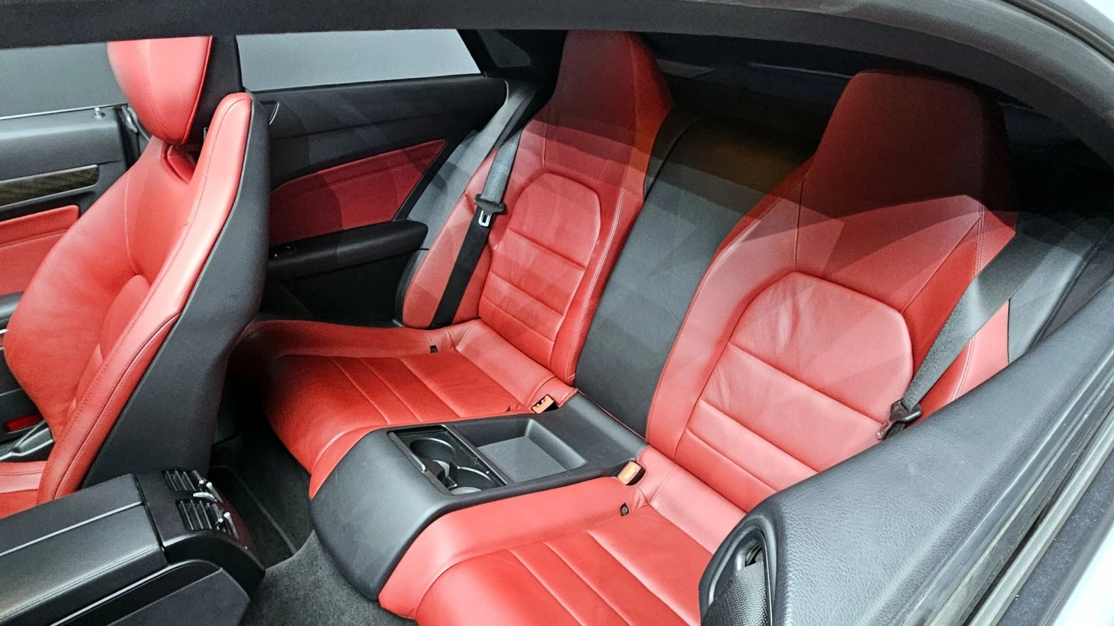 Mercedes-Benz E 400 3.0 V6 Biturbo AMG / CARFAX | Mobile.bg � ����������� 12