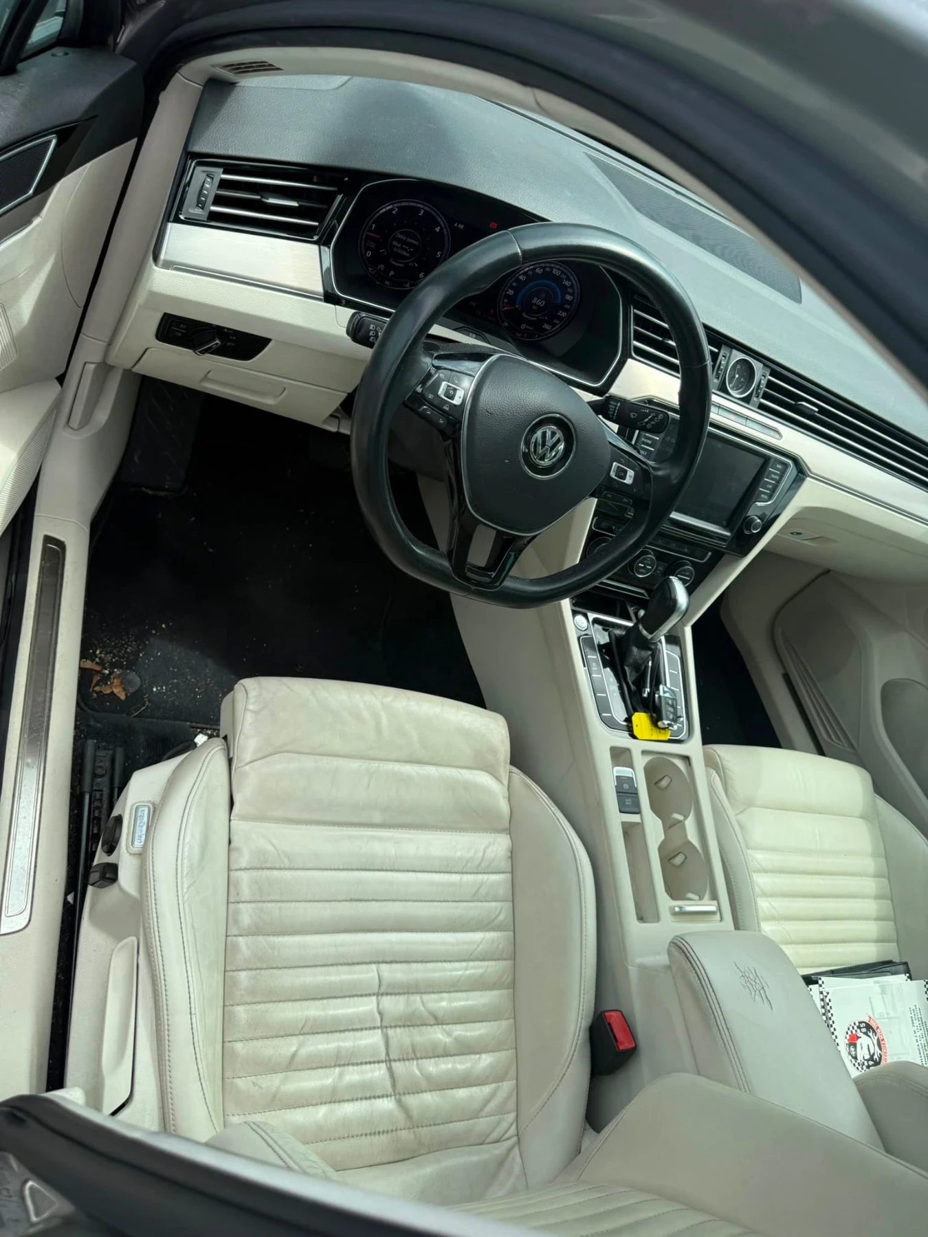 VW Passat (КАТО НОВА), снимка 9 - Автомобили и джипове - 54802888