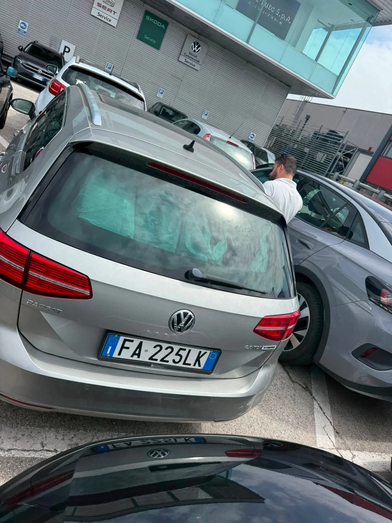 VW Passat (КАТО НОВА), снимка 3 - Автомобили и джипове - 54802888