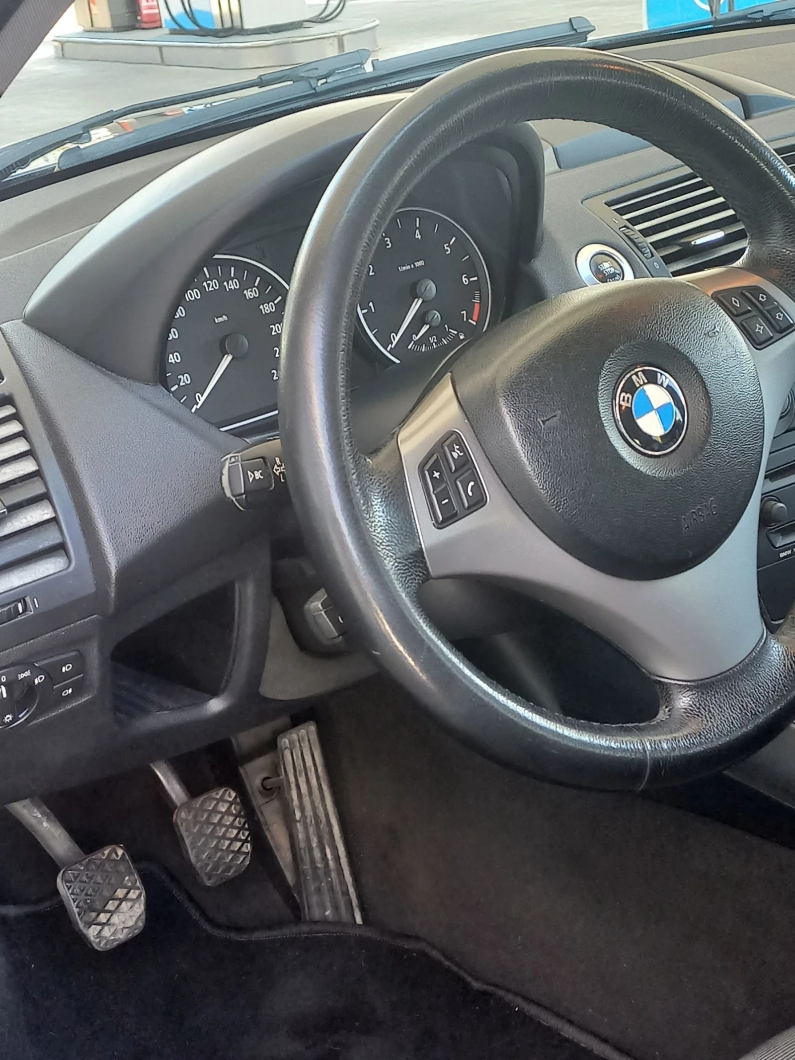 BMW 120, снимка 9 - Автомобили и джипове - 55233106
