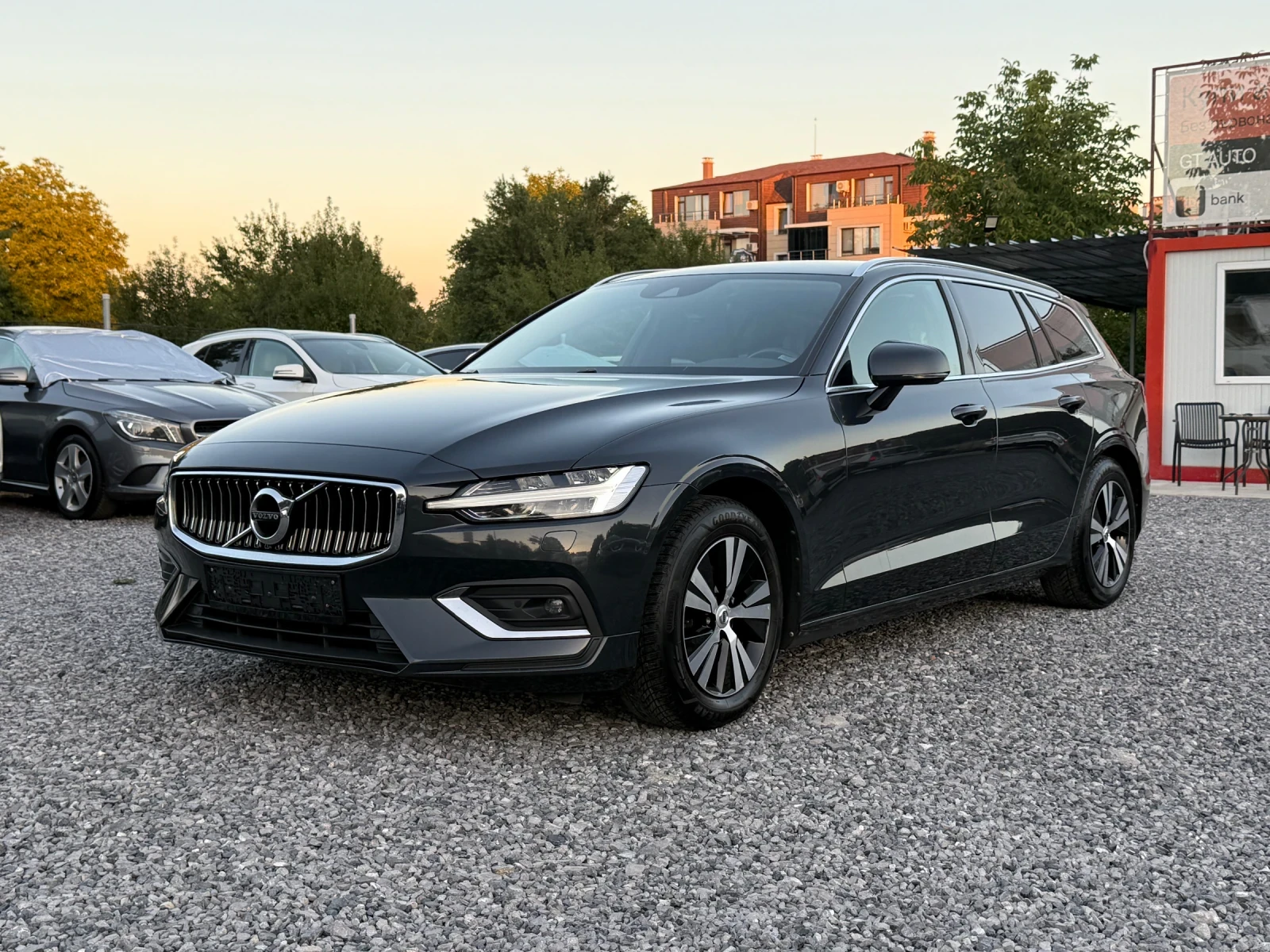 Volvo V60 2.0 D4 Inscription (190 кс) 8-Automatic/2019г./Eu6