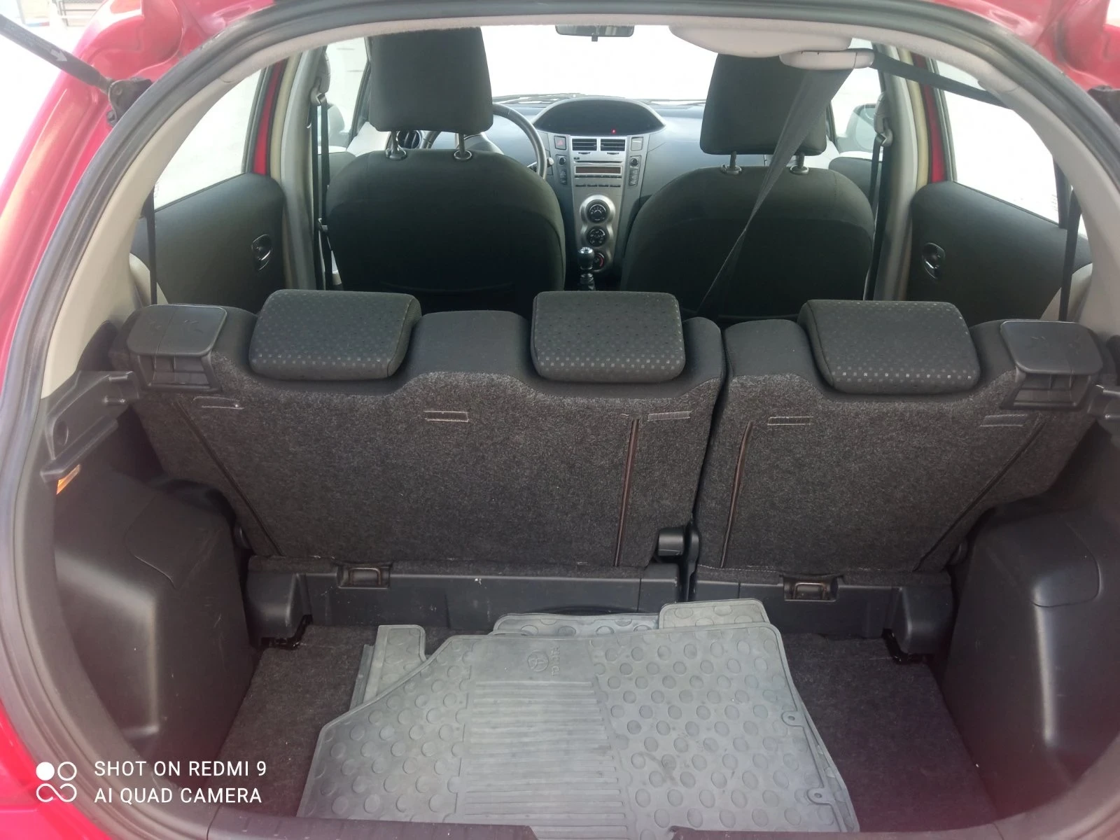 Toyota Yaris 1.4D4D, снимка 6 - Автомобили и джипове - 56060624