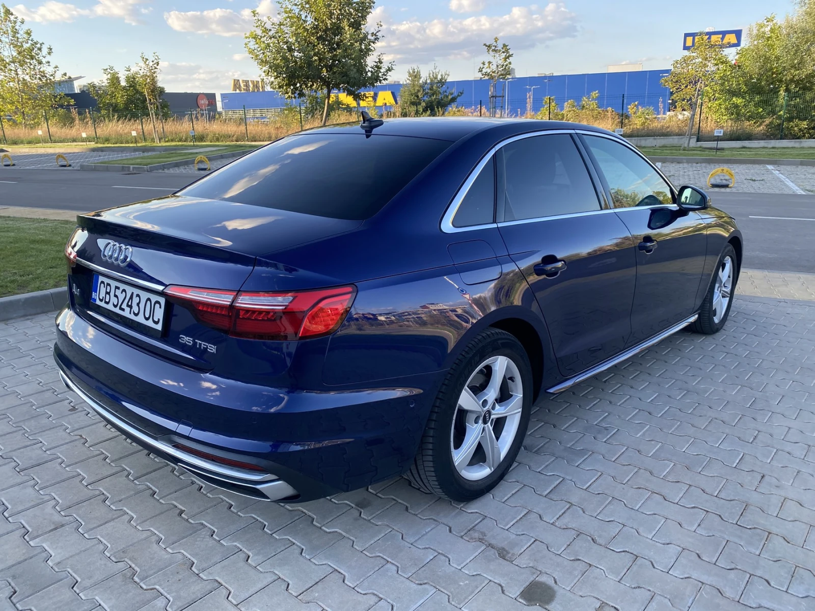 Audi A4 35 TFSI/ Design/ S tronic , снимка 5 - Автомобили и джипове - 56107993