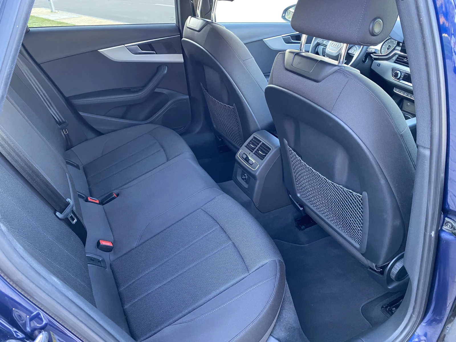 Audi A4 35 TFSI/ Design/ S tronic , снимка 13 - Автомобили и джипове - 56107993