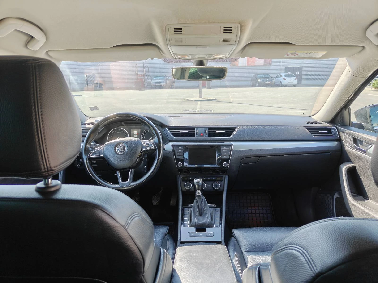 Skoda Superb, снимка 14 - Автомобили и джипове - 56213382