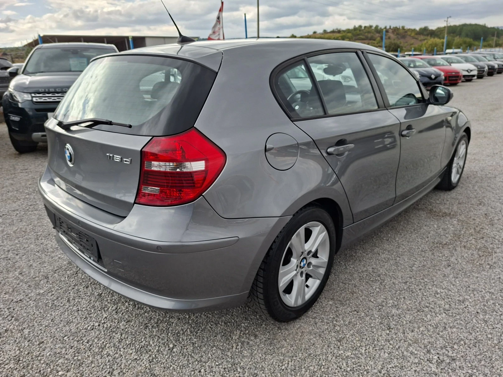 BMW 118 2.0D 143кс.Е5, снимка 5 - Автомобили и джипове - 56341751