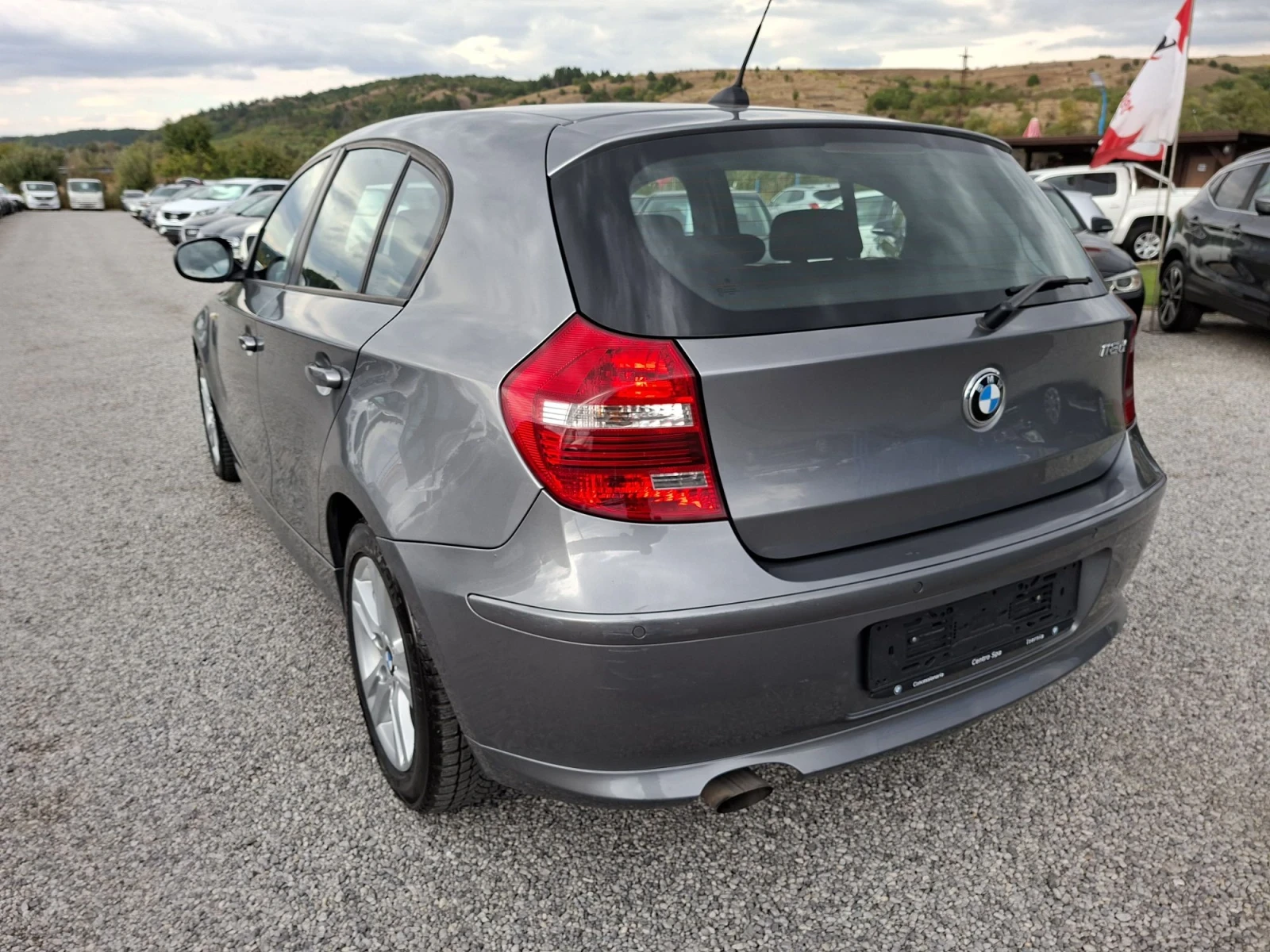 BMW 118 2.0D 143кс.Е5, снимка 3 - Автомобили и джипове - 56341751
