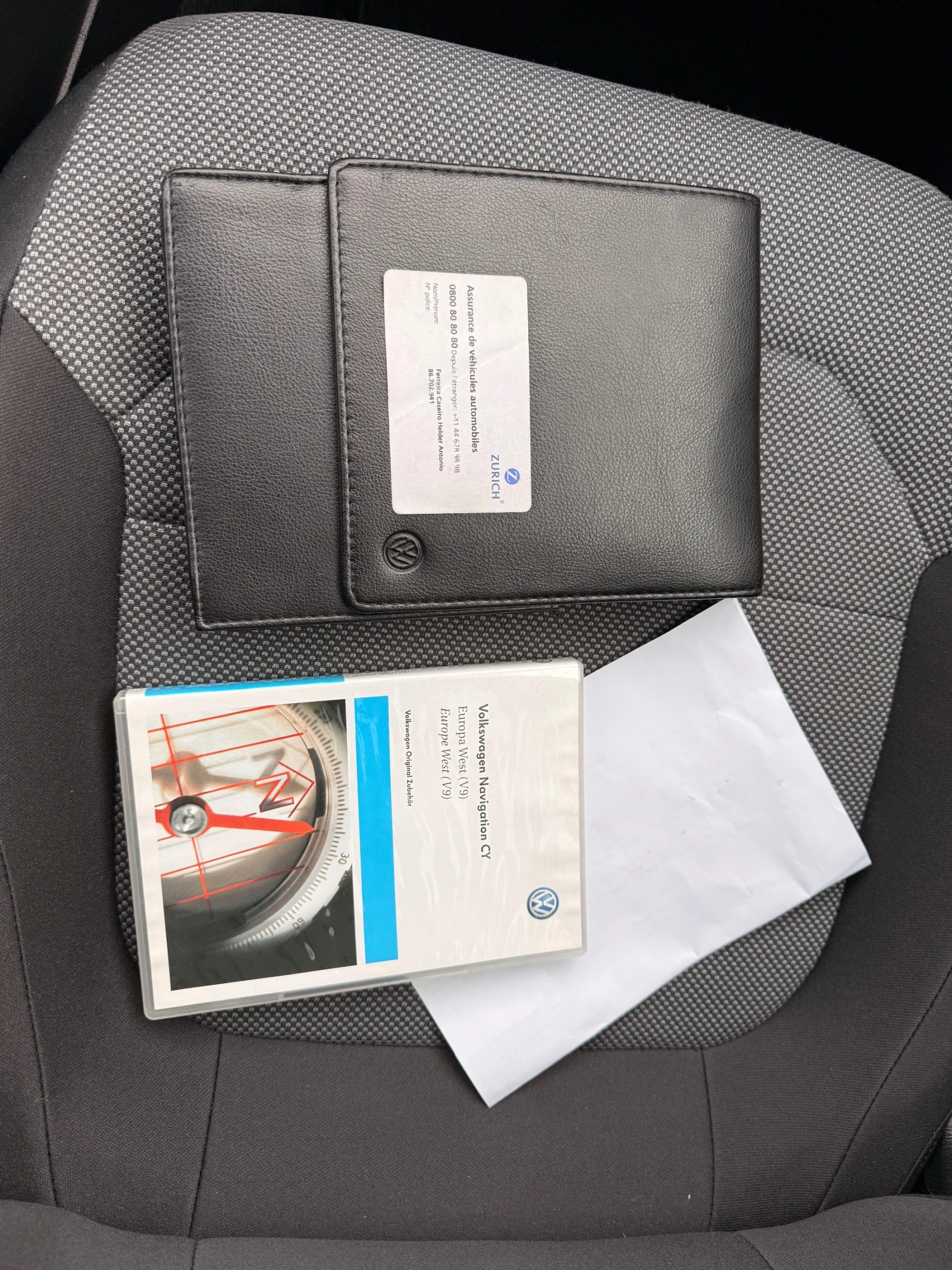 VW Passat 2.0TDI 140кс/DSG/SWISS, снимка 15 - Автомобили и джипове - 56751252