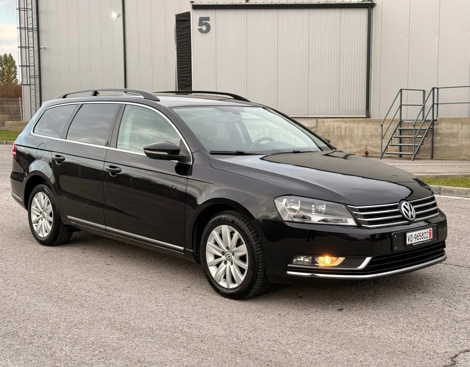VW Passat 2.0TDI 140кс/DSG/SWISS