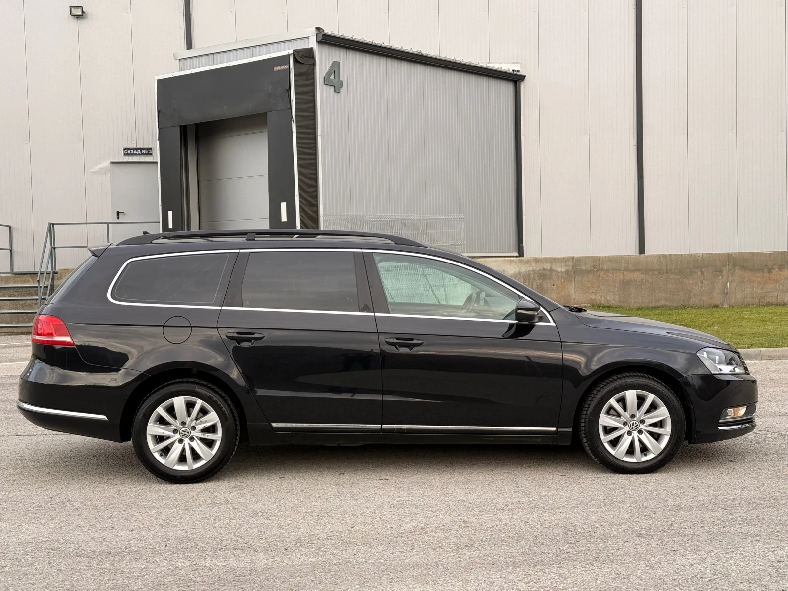 VW Passat 2.0TDI 140кс/DSG/SWISS, снимка 6 - Автомобили и джипове - 56751252