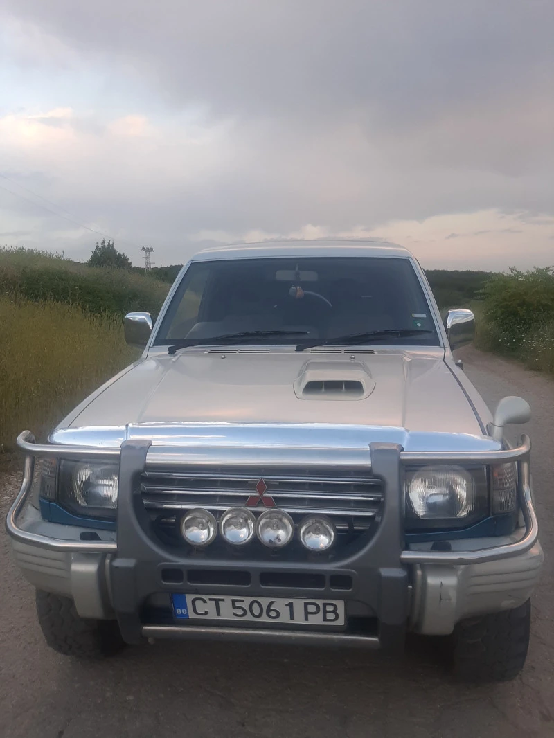 Mitsubishi Pajero, снимка 3 - Автомобили и джипове - 46124836